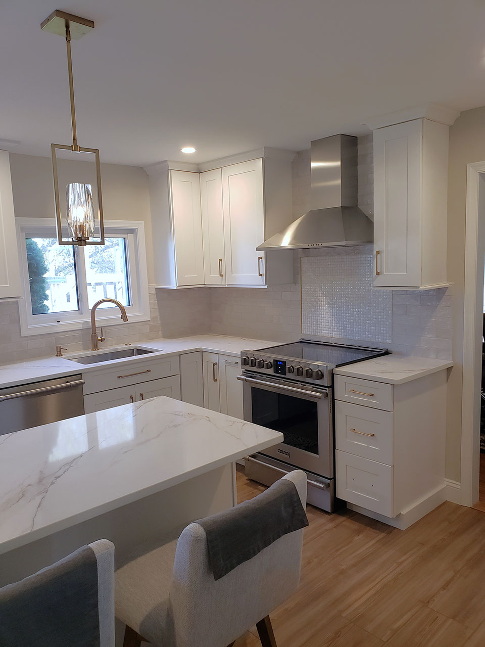 Knightswood Rd Kitchen and Family Room Remodel