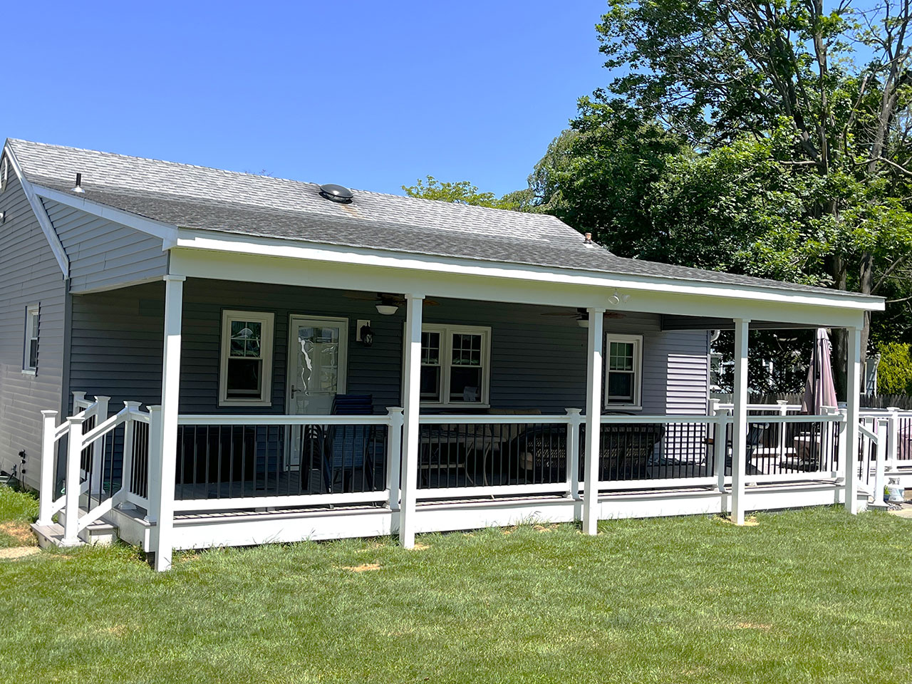Mt Holly - Maintenance Free Covered Porch