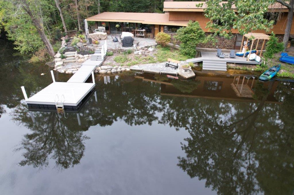 Floating Dock, TimberTech Prime + Sea Salt Gray